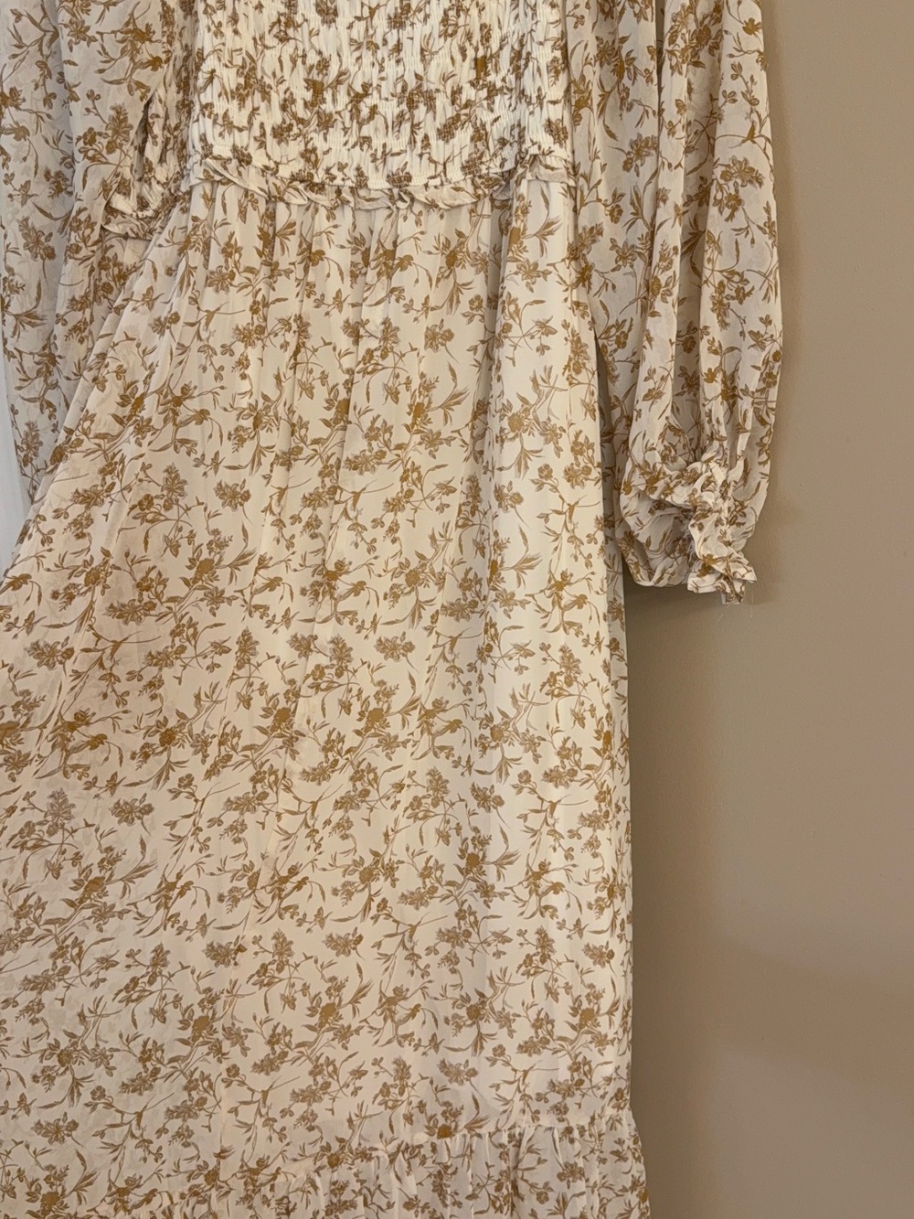 Floral Ruffled Midi Dress - Picture 3 of 4
